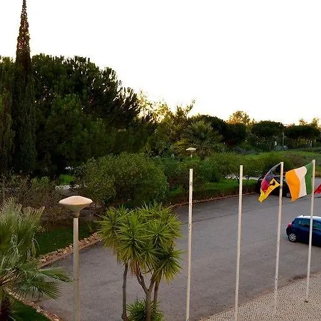 Parque Amendoeiras Lejlighedshotel 2*