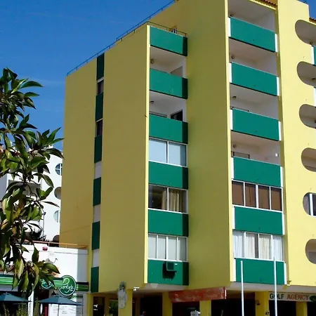 Parque Amendoeiras Lejlighedshotel