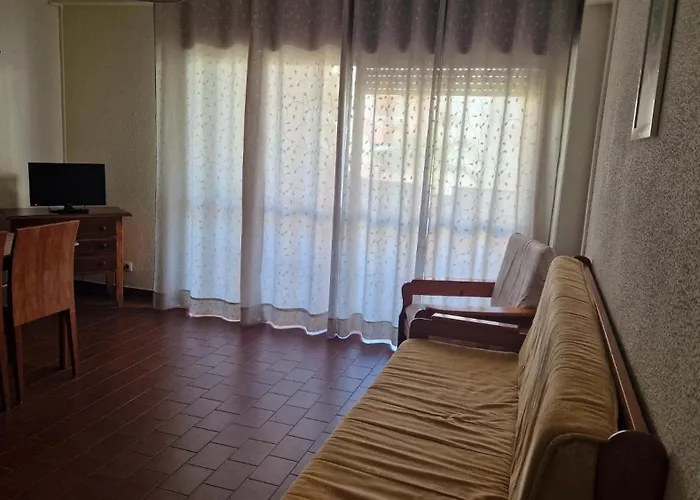 Parque Amendoeiras Ξενοδοχείο με διαμερίσματα Βιλαμούρα