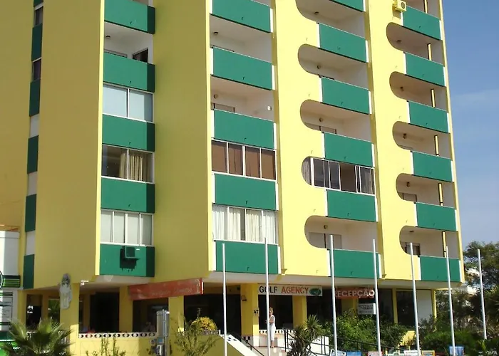 Ξενοδοχείο με διαμερίσματα Parque Amendoeiras 2*