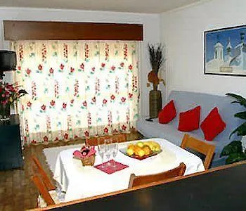 Parque Amendoeiras Hotel apartamentowy